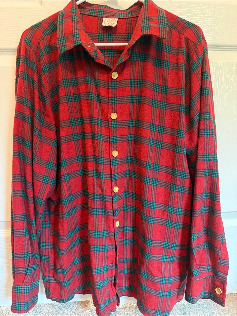 Men's size large Red & Green holiday Plaid Button-Down Shirt Little Bear Smocks